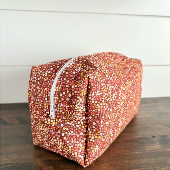 Handmade Flower Print Cosmetic Make Up Bag Sz OS - Picture 2 of 4